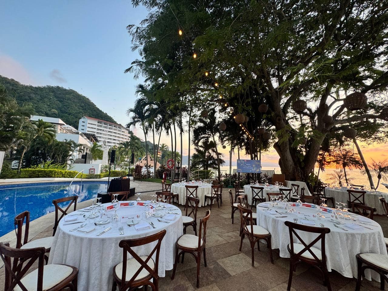 Hyatt Ziva Puerto Vallarta_g-c-terrace-2