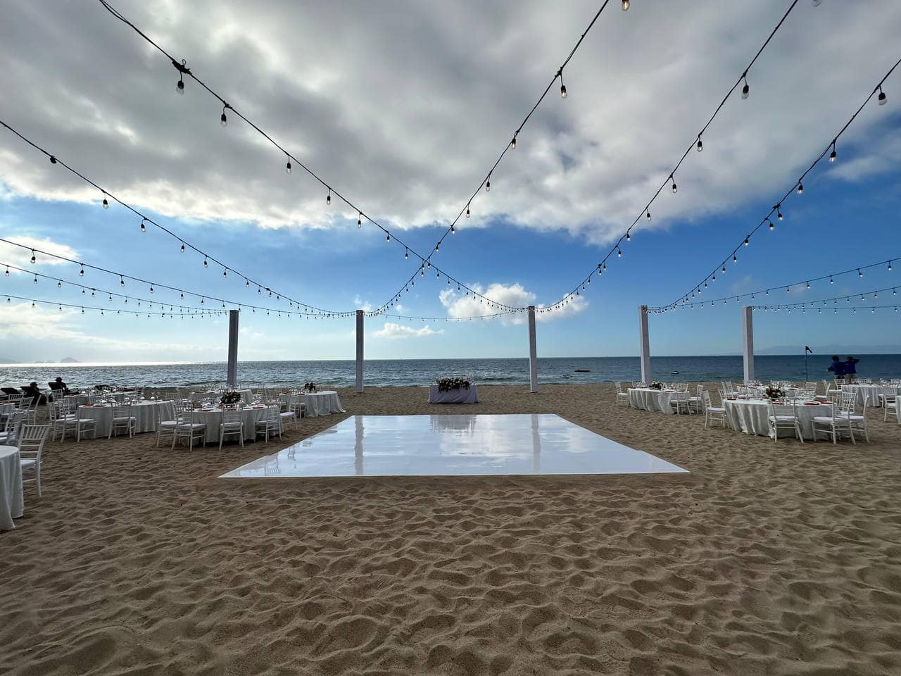 Hyatt Ziva Puerto Vallarta_weddings-beach-5